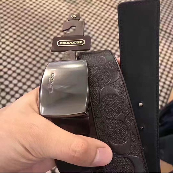 Coach Wide Plaque Cut To Size Reversible Signature Belt - Picture 2 of 4